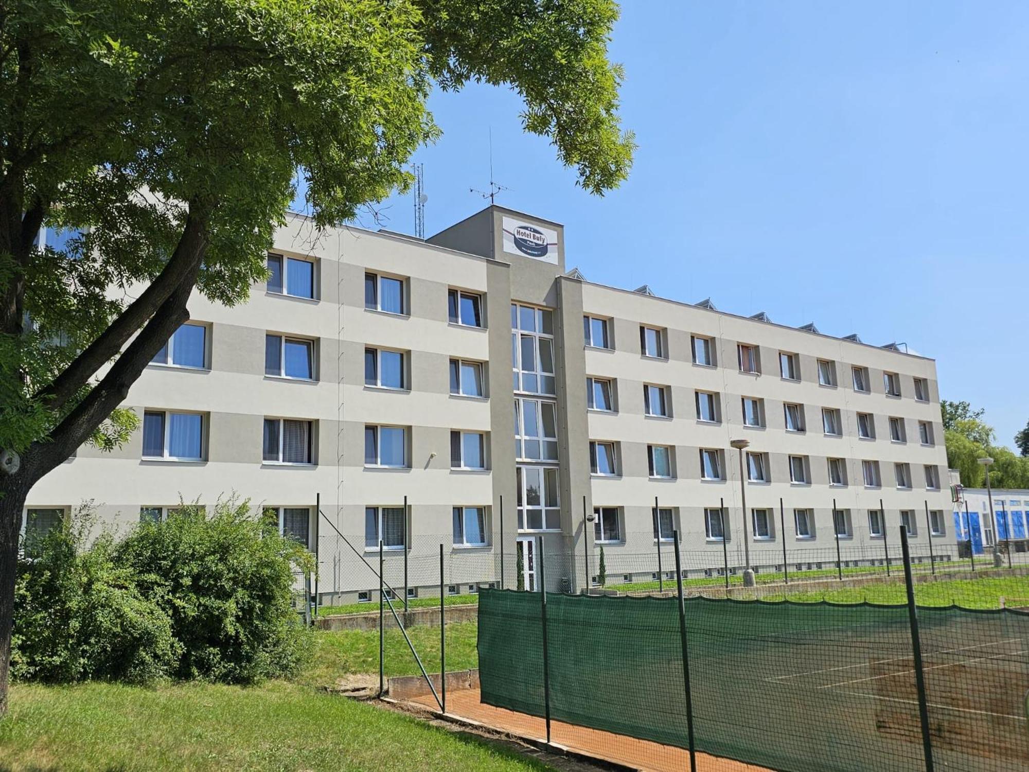 Hotel Buly Písek Kültér fotó